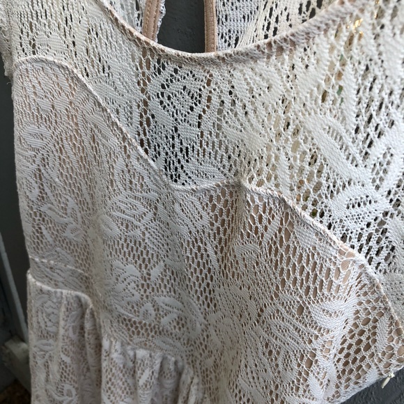 Cream lace dress - Picture 5 of 5